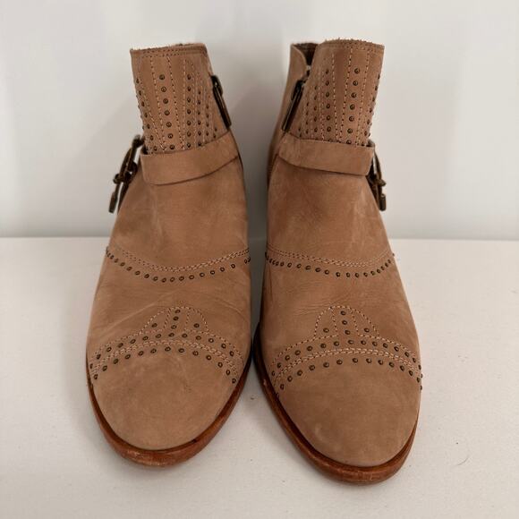 Vince Camuto Brown Leather Dorintina Studded Booties Size 10 - Picture 3 of 10